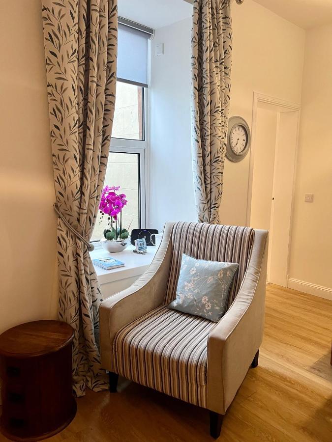 The Blue Door Apartment Kirkcudbright Exterior photo