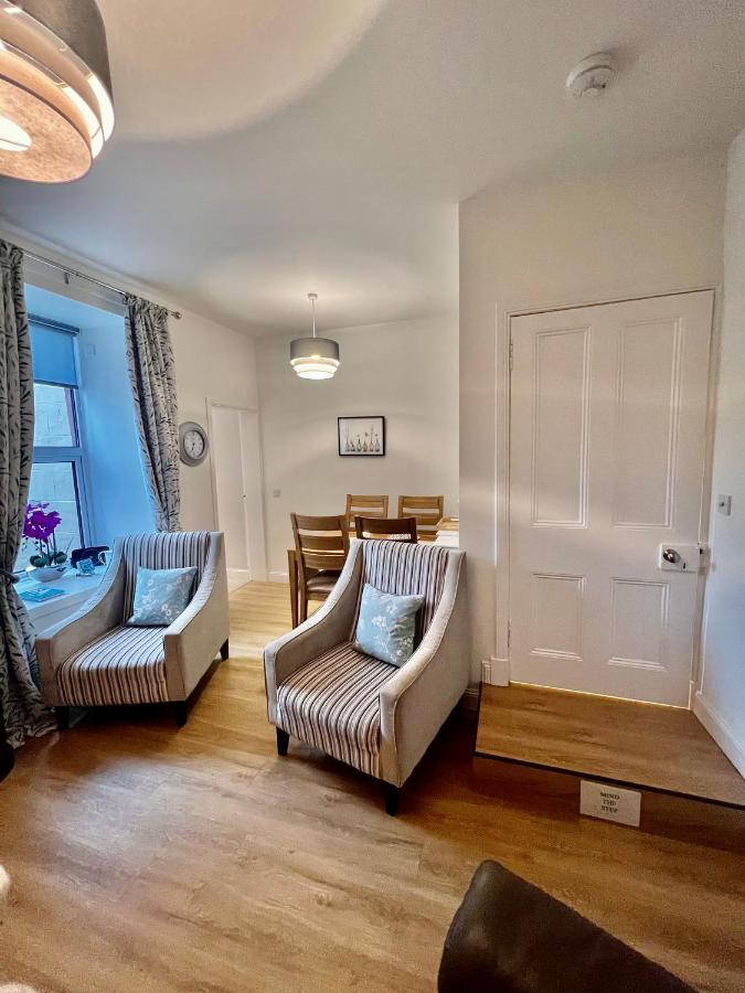 The Blue Door Apartment Kirkcudbright Exterior photo