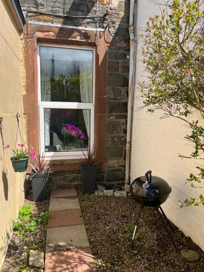 The Blue Door Apartment Kirkcudbright Exterior photo